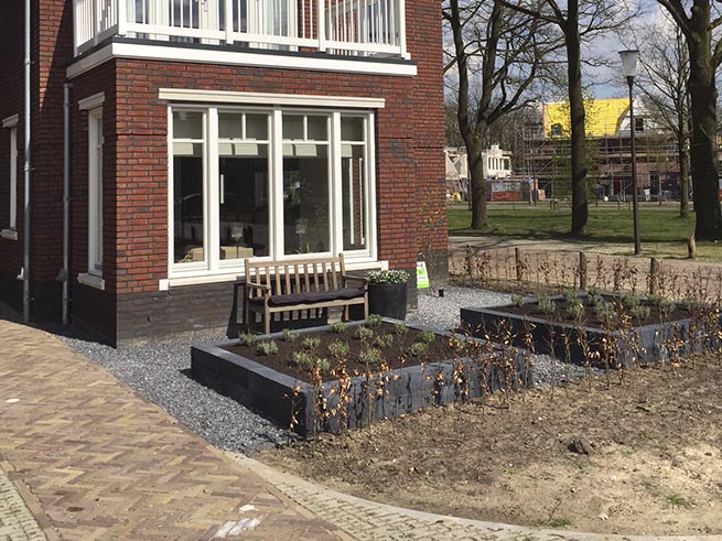 Frank van der donk - voortuin
